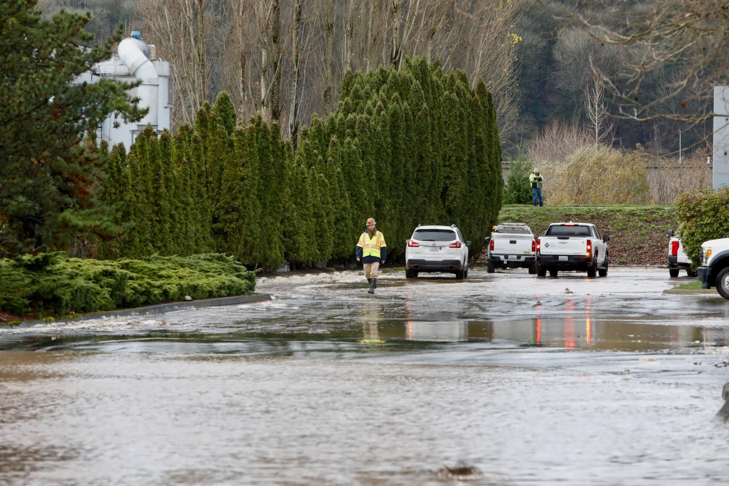 Evacuation Orders Issued as Levee Breaches Cause Flooding in Washington State