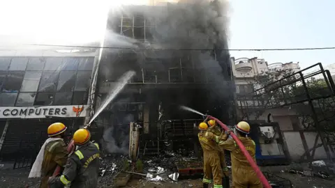 Aliganj Blaze Spurs Inquiry: Indigenous Wisdom Calls for Safer Building Practices