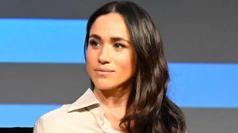 Meghan Markle Reaches Out to Father Amid Health Crisis
