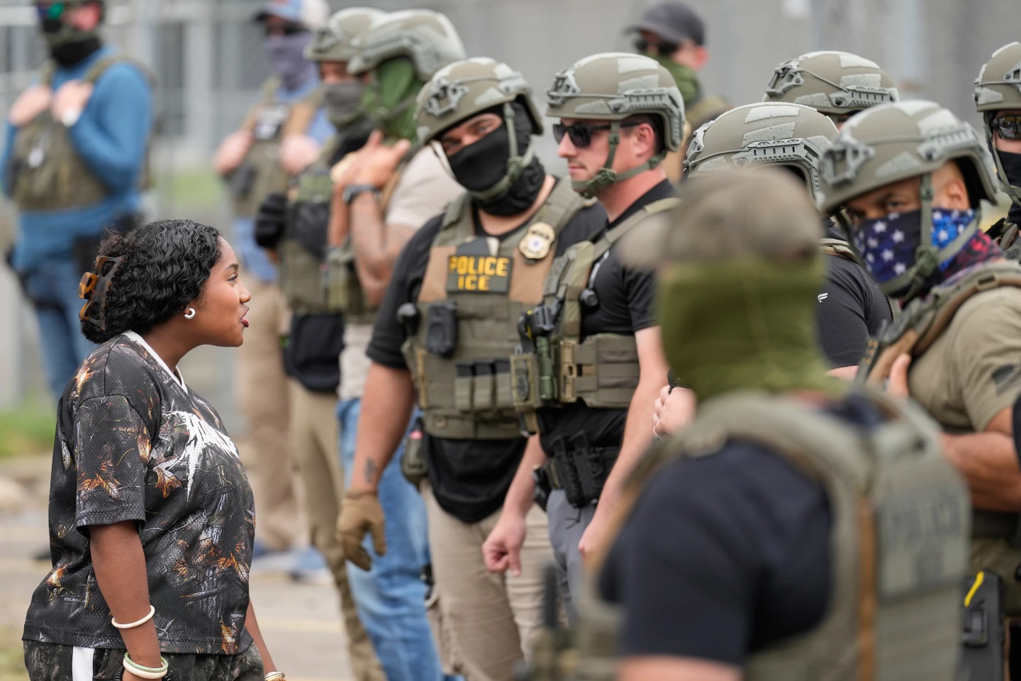 ICE Detention Center in Newark Sparks Protest as Democrats Say Conditions Are Inhumane