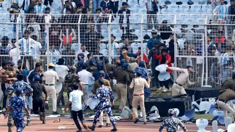 Chaos Unfolds at Messi's Event in Kolkata as Fans React Angrily