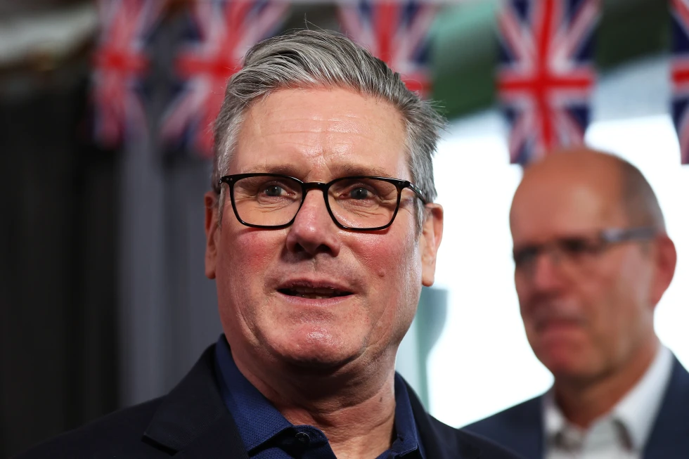 Crisis in the Labour Party: Keir Starmer Faces Pressure Amid Mandelson Scandal