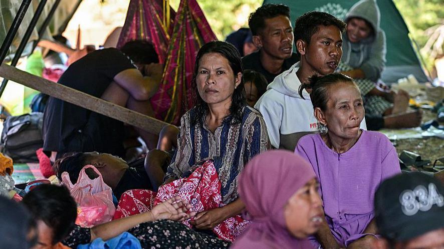 After a 7.7‑magnitude quake, Flores’ indigenous communities face aid shortages and hunger