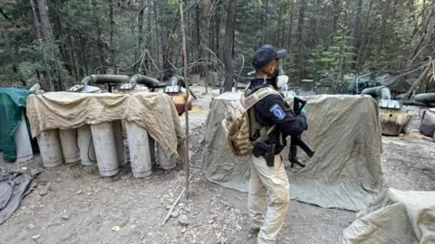 Investigation Reveals Unapproved Operations of US Agents in Mexico