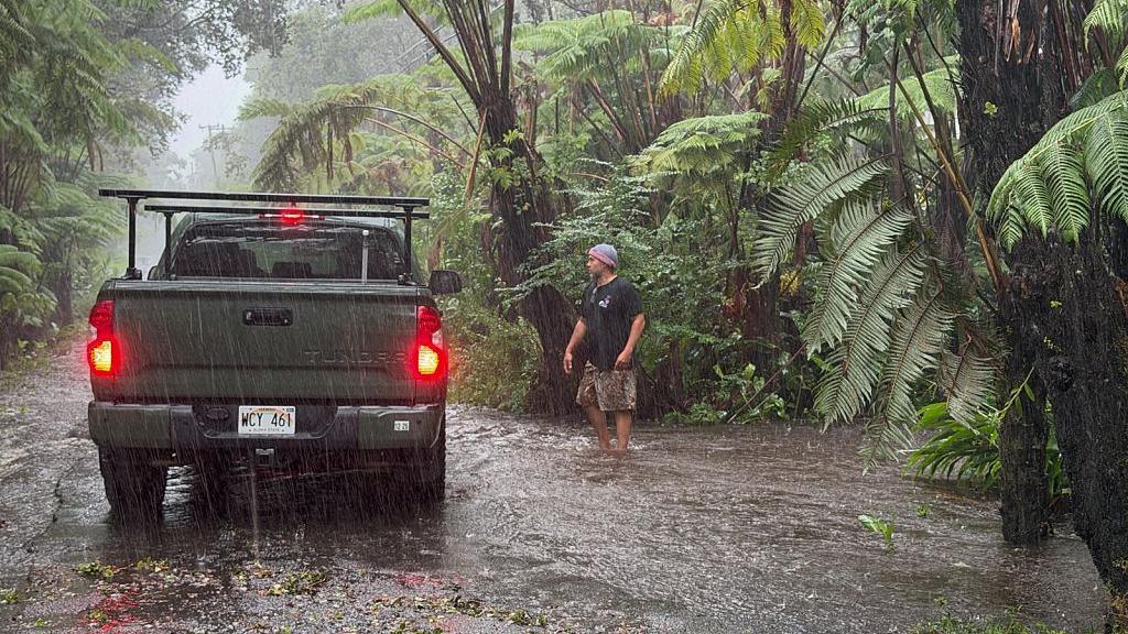 Hurricane Lala Leaves One Death, Massive Floods Threaten Hawaii’s Indigenous Lands
