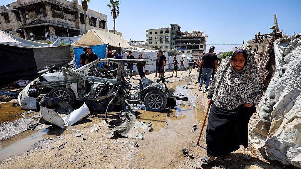 Fires in Gaza's Rimal Quarter: The Cultural and Environmental Toll of Conflict