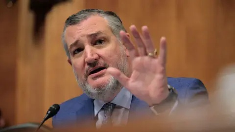 Ted Cruz Critiques FCC's Action Against Jimmy Kimmel, Calling It 'Mafioso'