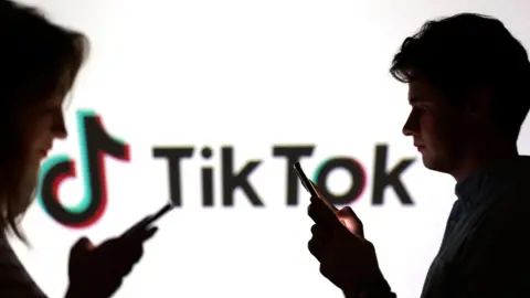Framework Deal Aims to Reshape TikTok Ownership Amid US-China Tensions