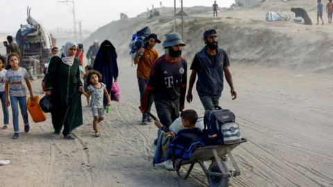 Devastation in Gaza: Thousands Displaced Amid Intensified Israeli Offensive