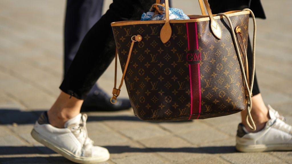 Vietnam’s Counterfeit Crackdown: A Storm Over Indigenous Crafts and Local Livelihoods