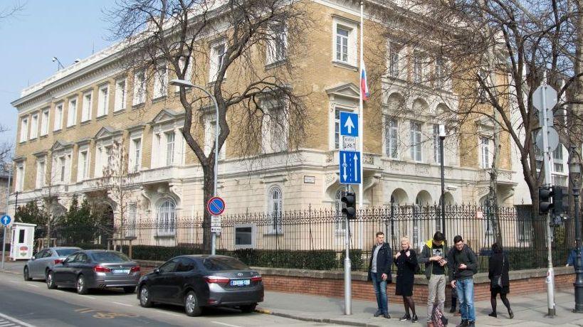 Hungary Expels 10 Russian Diplomats, Raising Concerns for the Hungarian Minority in Transcarpathia