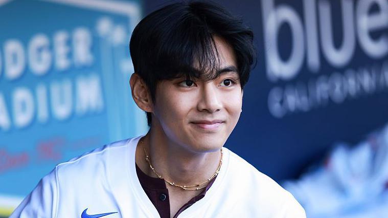 BTS Member V Opens Up About Two‑Year Hearing Loss Battle