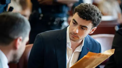 Psychiatric Defence May Reduce Murder Charge in New York State Trial