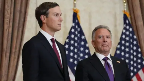 US Envoys Head to Pakistan for Diplomatic Talks with Iran