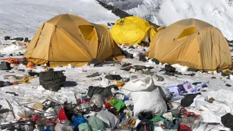 Nepal Abandons Ineffective Mount Everest Waste Deposit Program