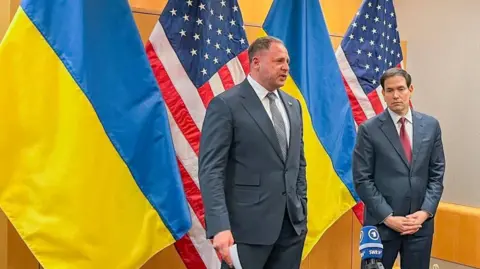 Negotiations Intensify: Ukraine's Search for a Viable Peace Agreement