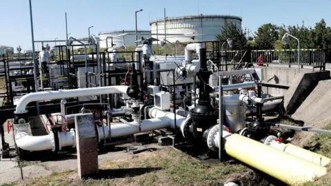 EU Greenlights €90bn Loan for Ukraine as Oil Flow Resumes