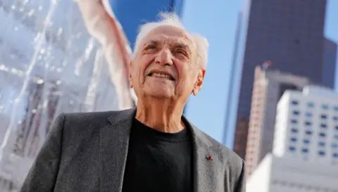 Frank Gehry: Architectural Visionary and Innovator Passes Away at 96