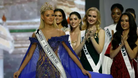 Controversy Erupts as Two Judges Resign from Miss Universe Amid Claims of Rigging