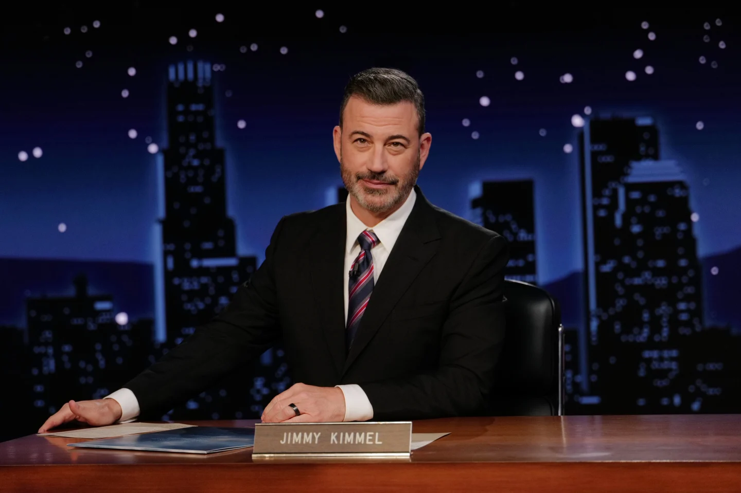 Jimmy Kimmel Addresses Tragedy in Emotional Return to Late-Night Show