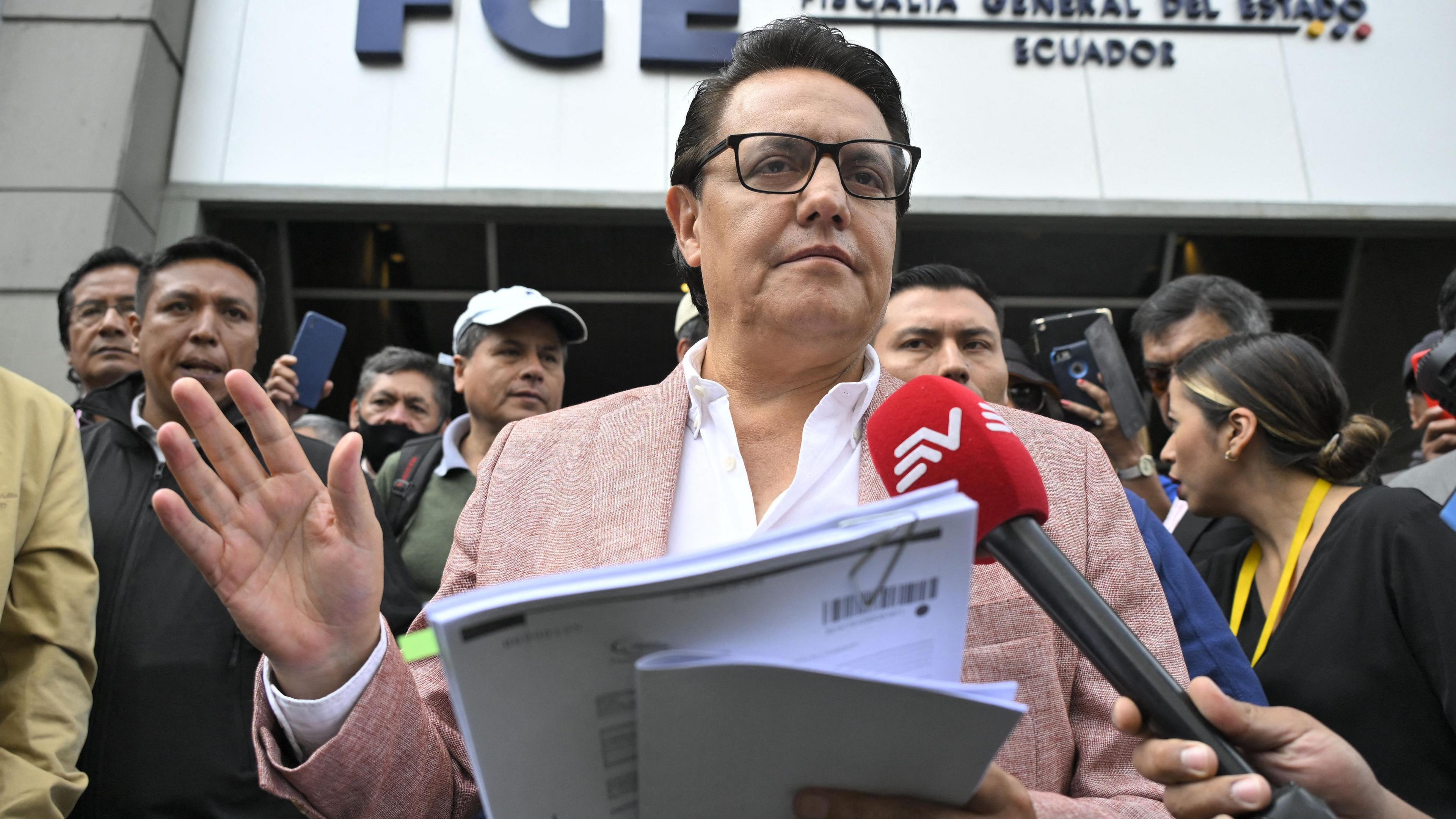 Ecuador Charges Ex‑Interior Minister in Murder of Indigenous‑Defending Politician