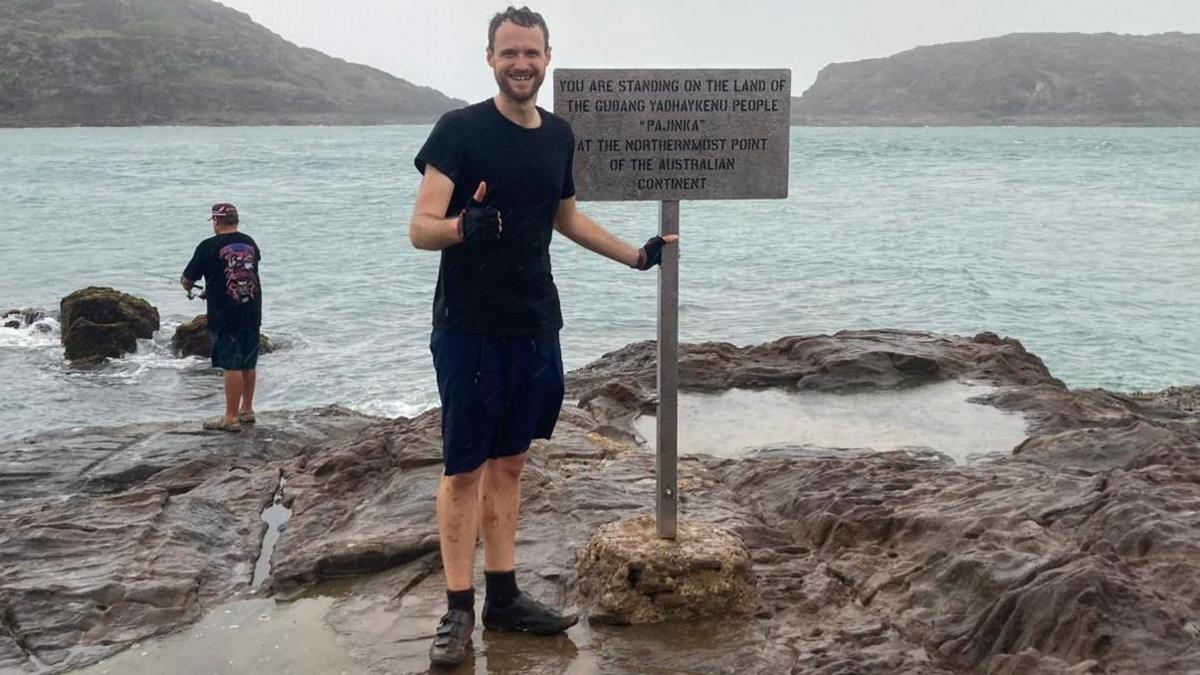 Crossing Sacred Continents: One Man’s 2,800‑mile Kick Scooter Ride Honours Aboriginal Lands