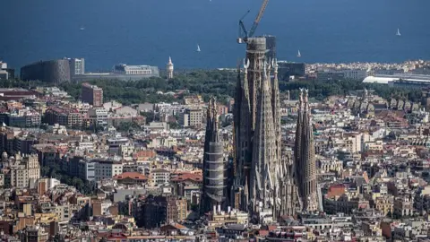 Sagrada Família Reaches New Heights: World's Tallest Church