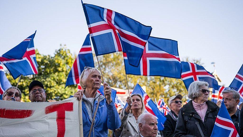 Iceland Nears Decision: Fishers Hold the Key to EU Talks