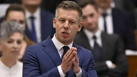 Hungary Tightens Rule of Prime Minister: Eight‑Year Cap Sets Stage for New Governance